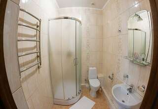 Мини-отель Оскар Симферополь Стандарт с двумя односпальными кроватями-3