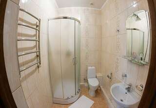 Мини-отель Оскар Симферополь Двухместная комната Комфорт ( TWIN)-4